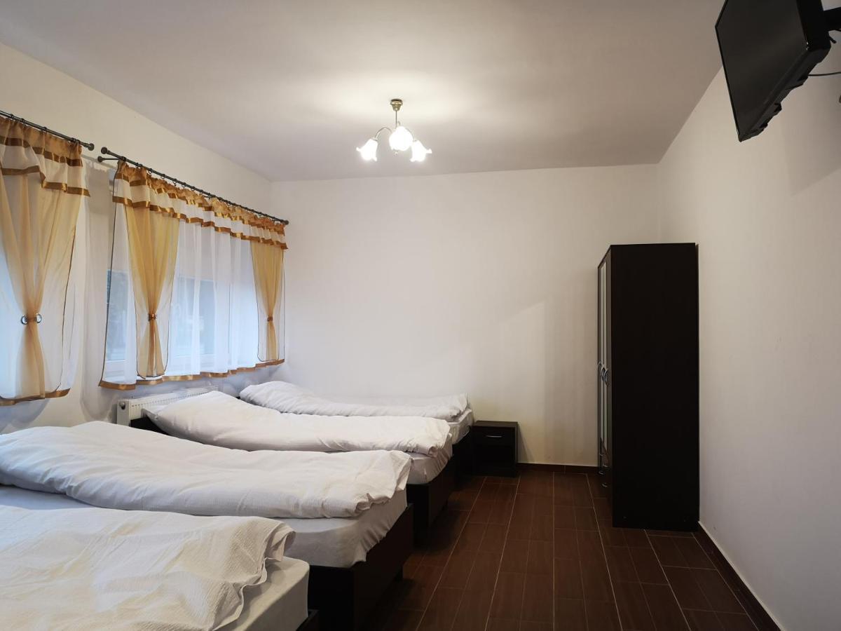 Pokoje O Wysokim Standardzie Σλούπσκ Εξωτερικό φωτογραφία